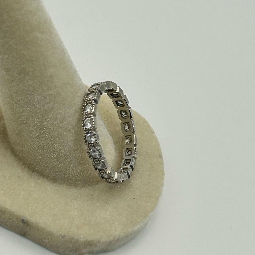 Sterling Silver Crystal Ring Stamped 925 Clear Crystals Dainty Sparkle Size 6.5 - Picture 9 of 10
